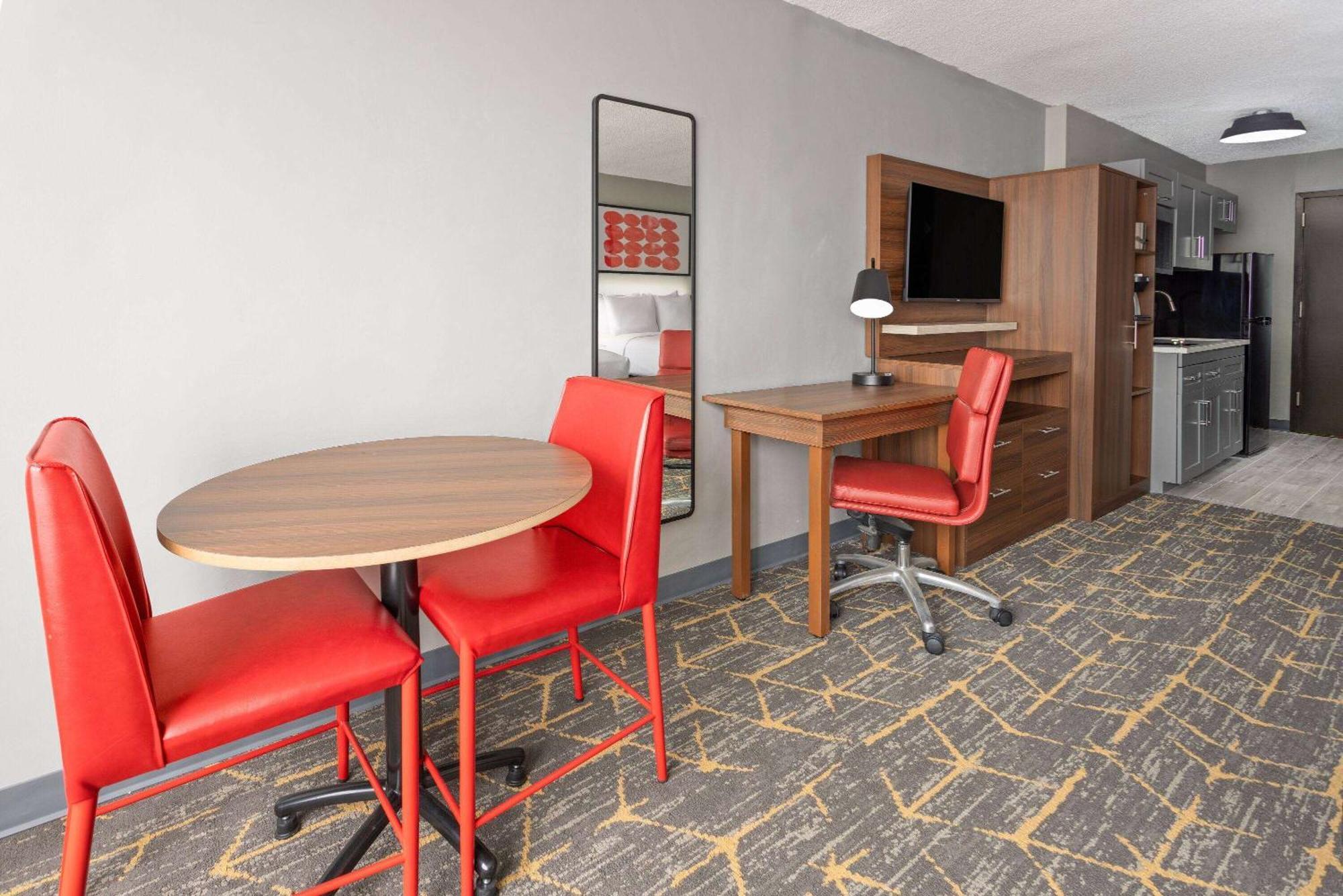 Hawthorn Extended Stay By Wyndham Columbia-Ft Jackson Exterior foto